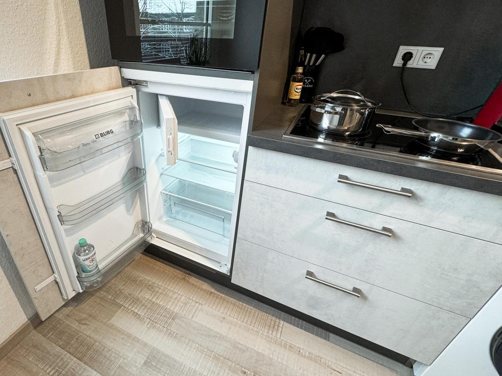 Modernes Apartment In Top Lage Komfortabel Eingerichtet Mit Arbeitsplatz Und Kueche - Geibelsuite Hannover Ngoại thất bức ảnh