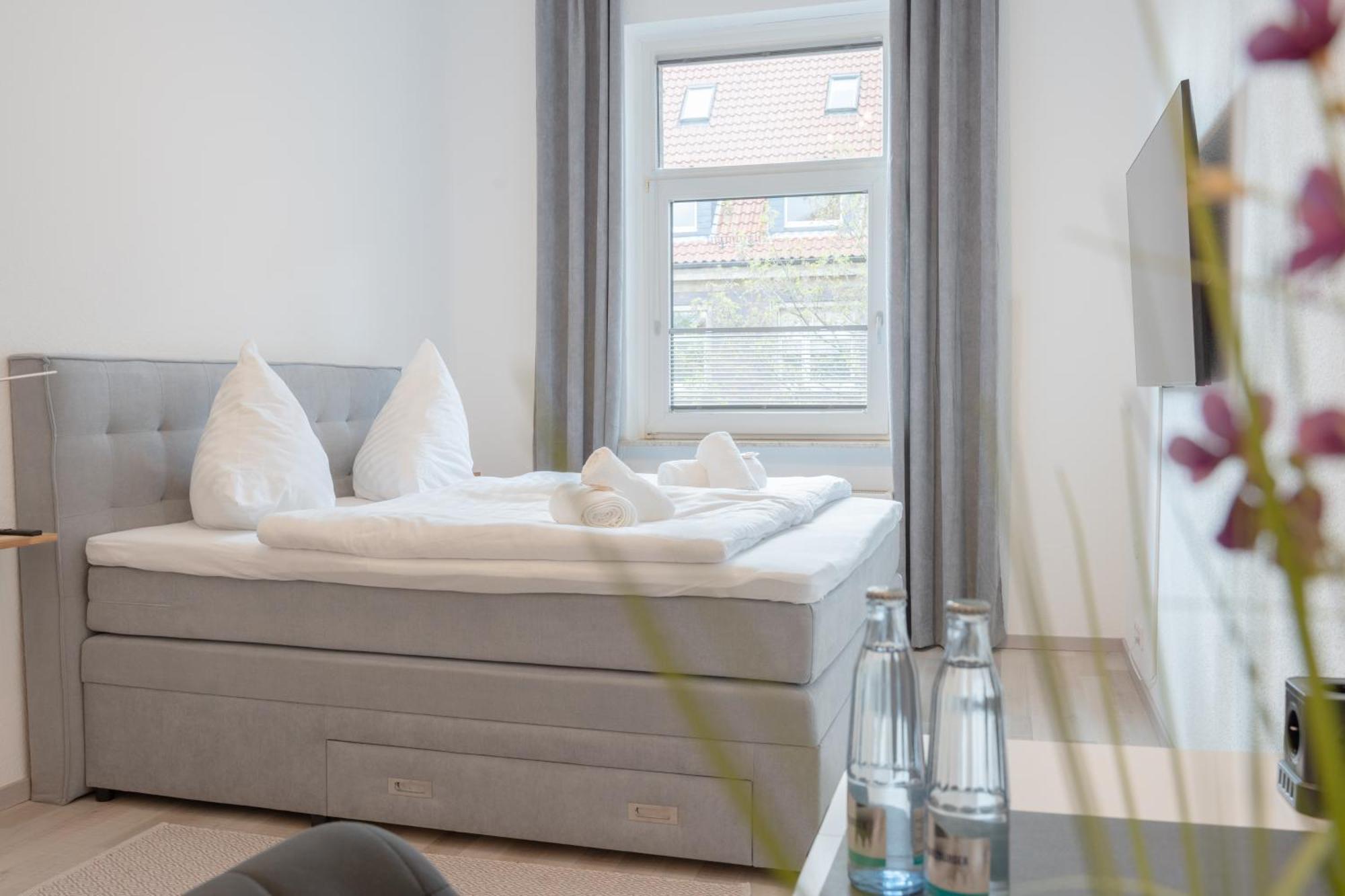 Modernes Apartment In Top Lage Komfortabel Eingerichtet Mit Arbeitsplatz Und Kueche - Geibelsuite Hannover Ngoại thất bức ảnh