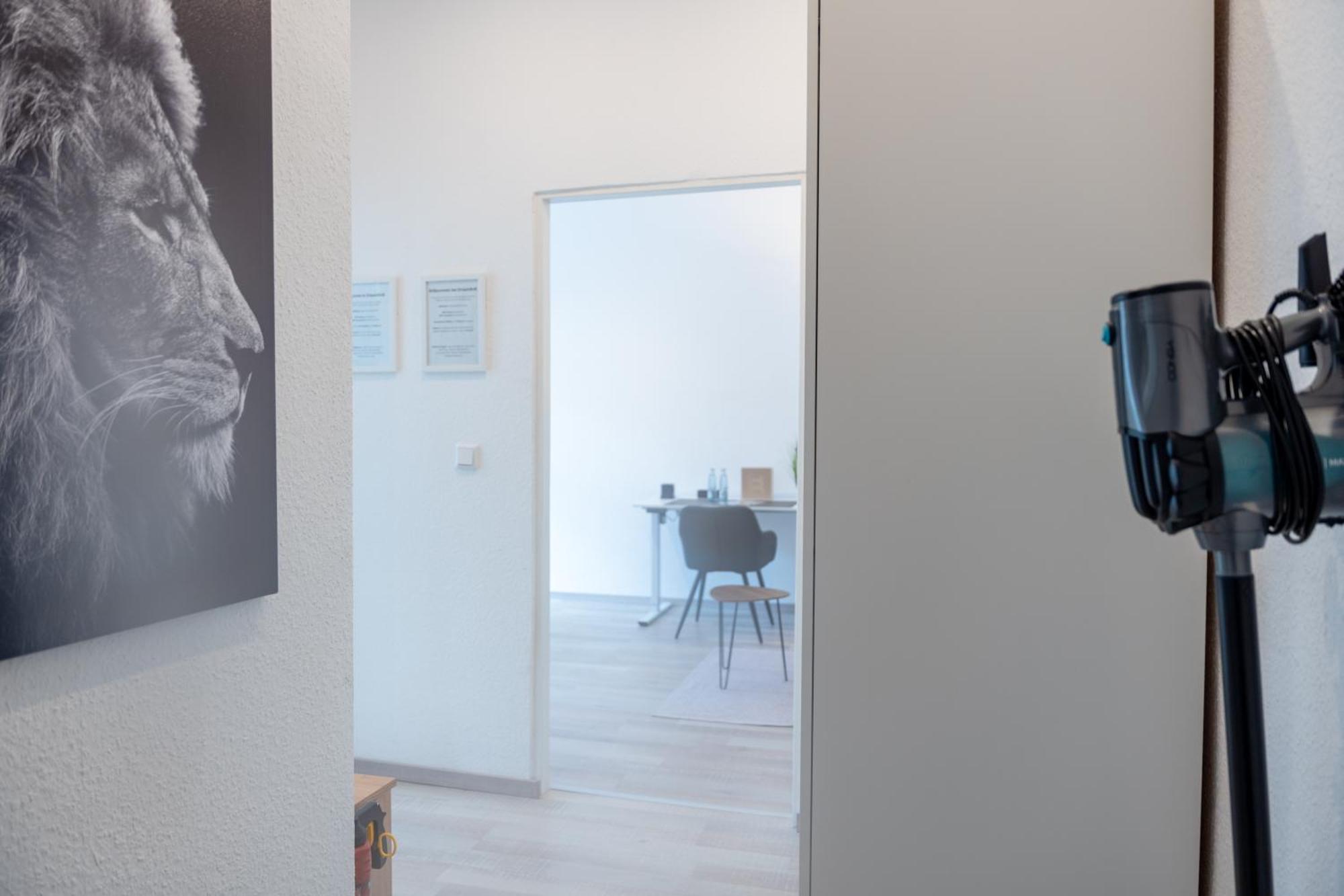 Modernes Apartment In Top Lage Komfortabel Eingerichtet Mit Arbeitsplatz Und Kueche - Geibelsuite Hannover Ngoại thất bức ảnh
